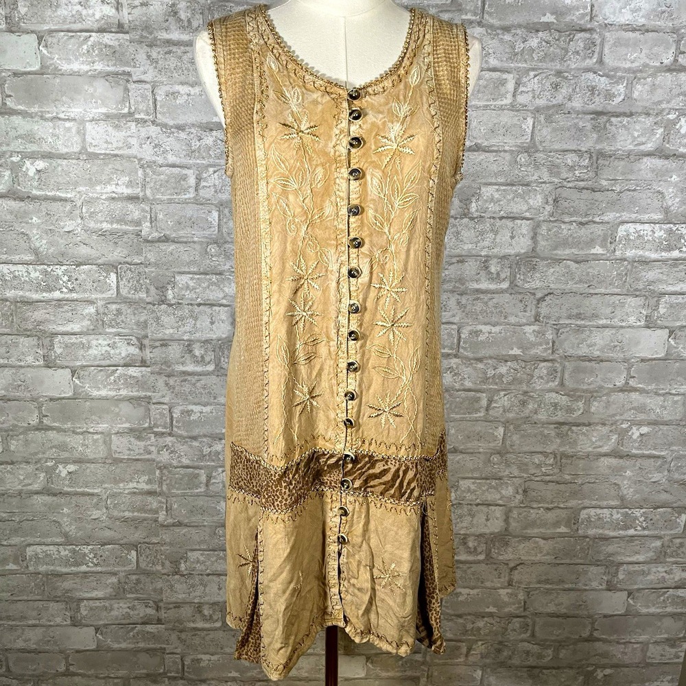 Raya Sun sleeveless shift dress animal print embroidered button front sz S fairy